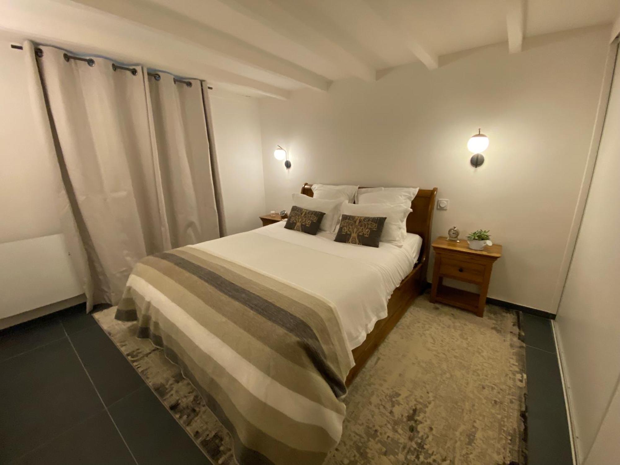 Appartement Avec Piscine Privee Dans Residence Pour 6 Personnes Uzès Exterior foto